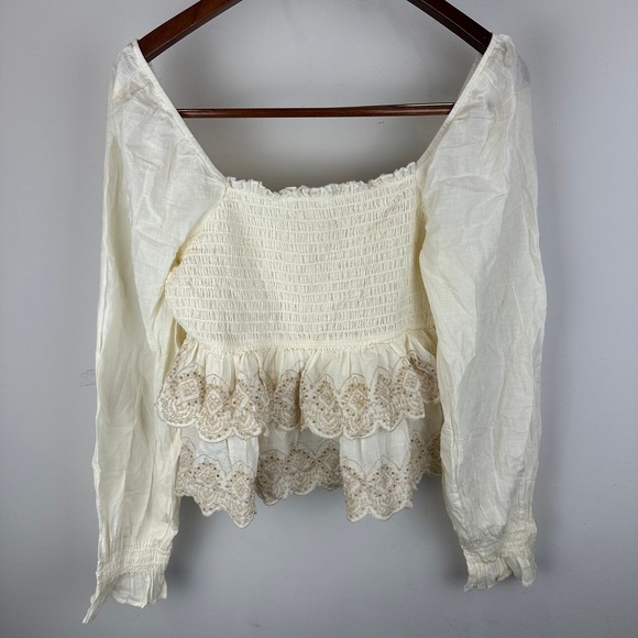 American Eagle Outfitters‎ Cream Smocked Tiered Eyelet Peplum Blouse Size medium - Picture 2 of 9